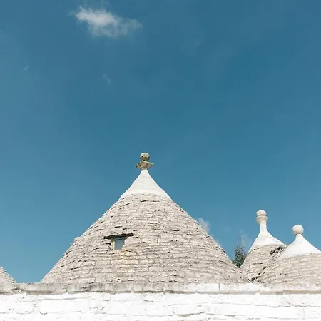 Trullo Dei Cinque צ'יסטרנינו