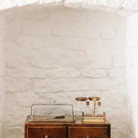 Trullo Dei Cinque בית הארחה