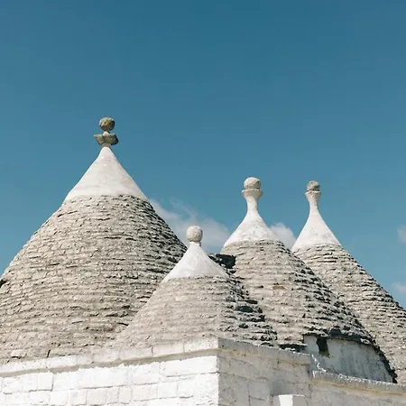 Trullo Dei Cinque 4* צ'יסטרנינו