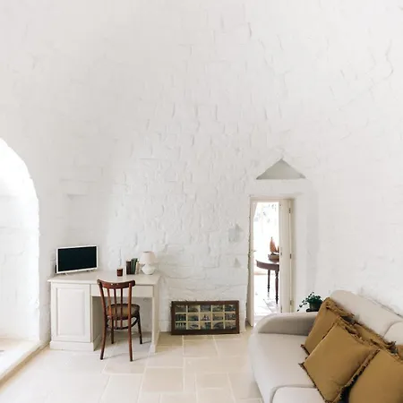 Trullo Dei Cinque 4* צ'יסטרנינו