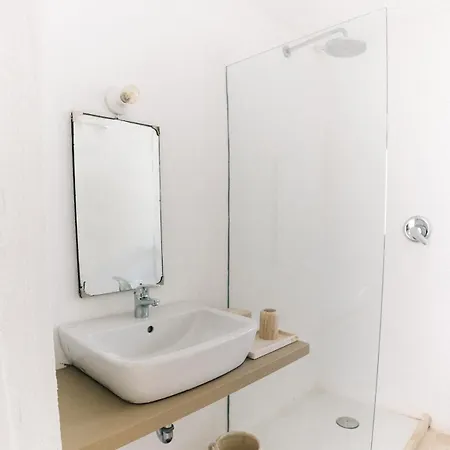 Trullo Dei Cinque 招待所 4*