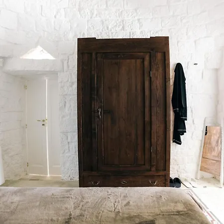 Trullo Dei Cinque 招待所 4*