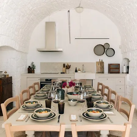 Trullo Dei Cinque 招待所 4*