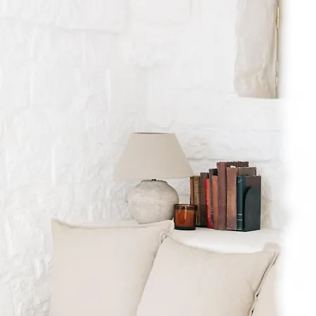 Trullo Dei Cinque Affittacamere 4*